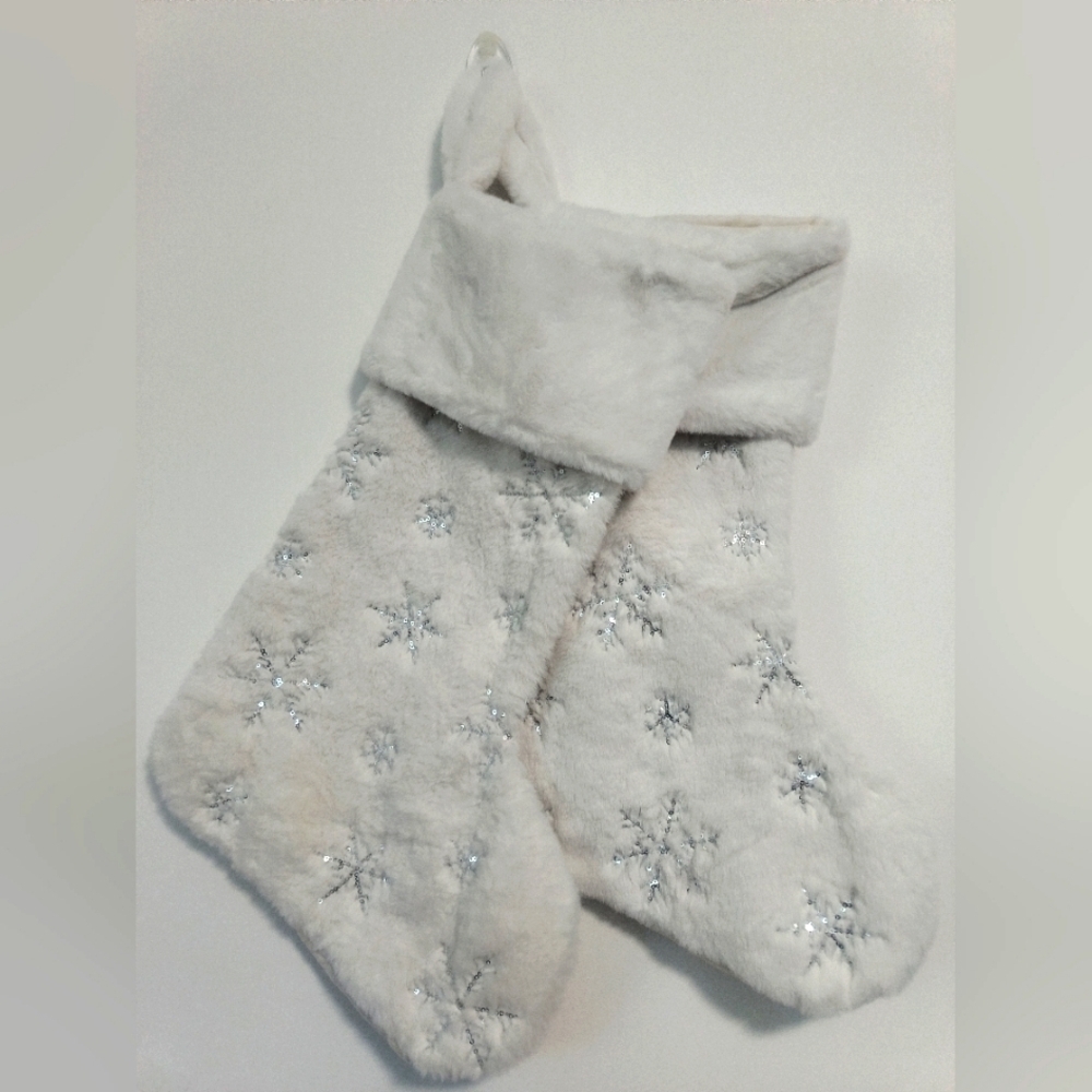[5 x $20] New  Pair Holiday Silver White Stockings